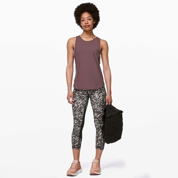 Lululemon - Pace Rival Crop 22" - Floral Spritz Multi / Black - Picture 2 of 15